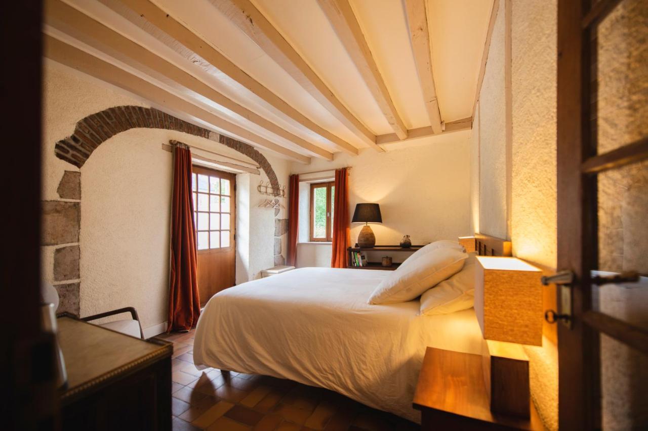 Le Jardin De Josnes Bed & Breakfast Exterior foto